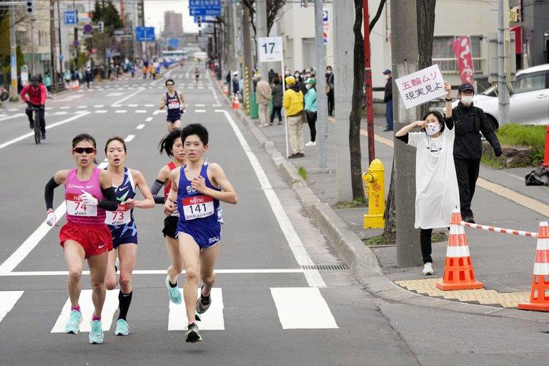 Cuánto debe entrenar un corredor antes de participar en su primera carrera